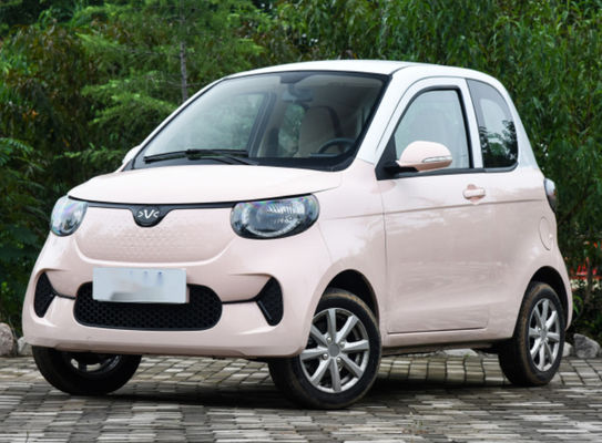 XH EV Electric Car High Speed Mini Electric Car Dengan Jangkauan Berkendara Panjang 200KM