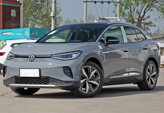 84kwh 2022 Volkswagen ID 4 Crozz Pro Kompak SUV Listrik 5 kursi